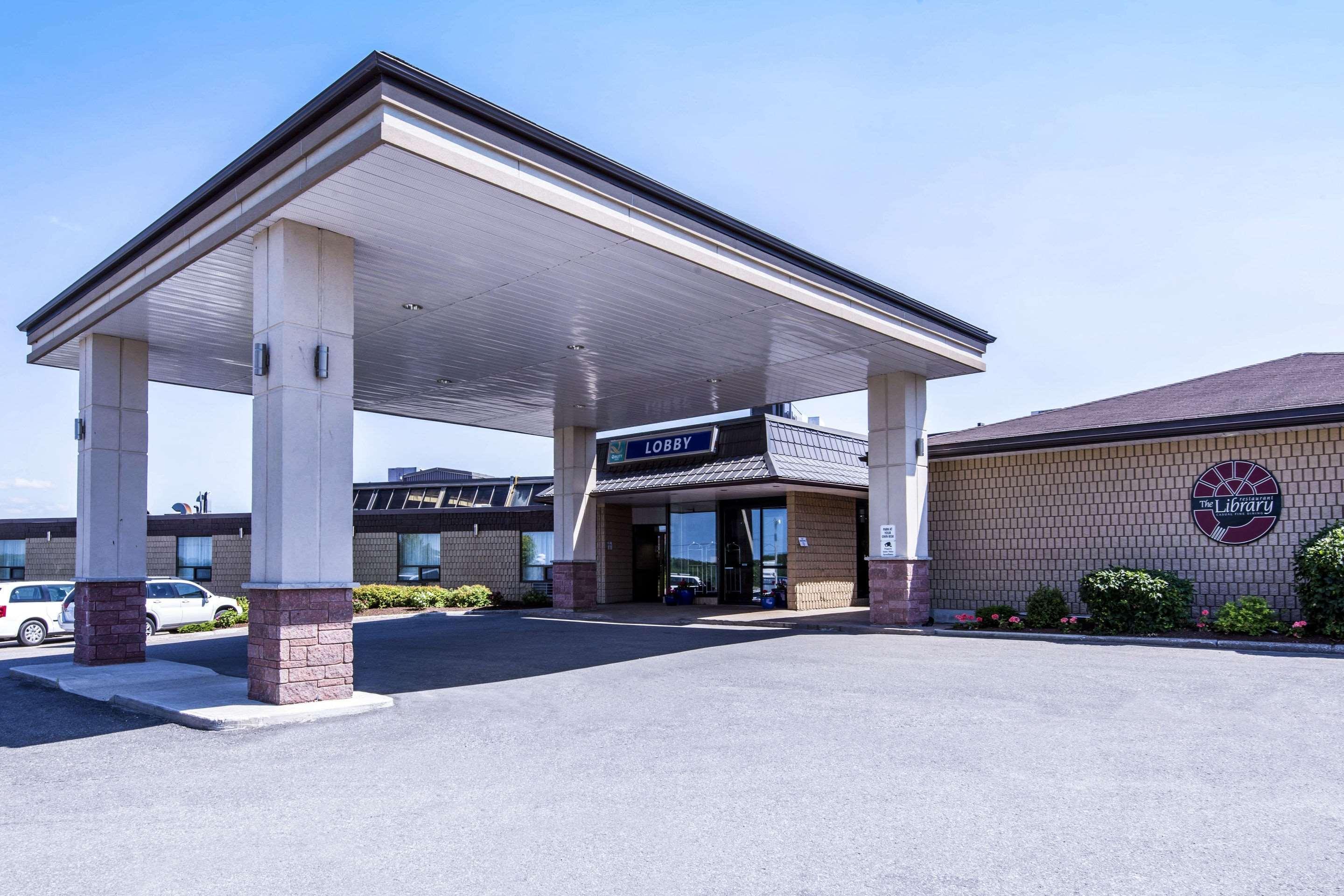 Quality Inn & Conference Centre Midland Exterior foto